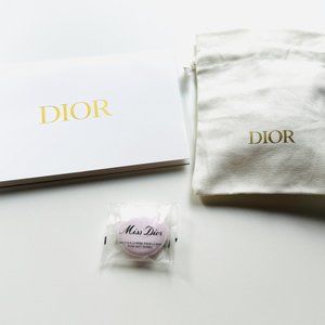3230 DIOR MISS DIOR BATH BOMB WITH DIOR DRAWSTRING BAG AND DIOR RECEIPT HOLDER
